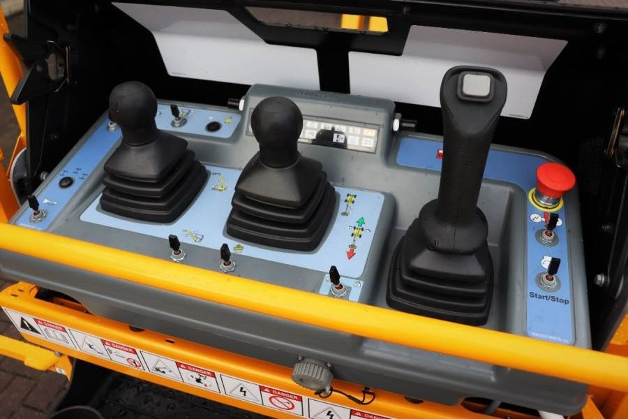 Haulotte HT23RTJ O Valid Inspection, *Guarantee! Diesel, 4x - Piattaforma telescopica: foto 4 Haulotte HT23RTJ O Valid Inspection, *Guarantee! Diesel, 4x - Piattaforma telescopica: foto 4