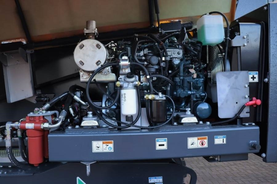 Haulotte HT23RTJ O Valid Inspection, *Guarantee! Diesel, 4x - Piattaforma telescopica: foto 3 Haulotte HT23RTJ O Valid Inspection, *Guarantee! Diesel, 4x - Piattaforma telescopica: foto 3