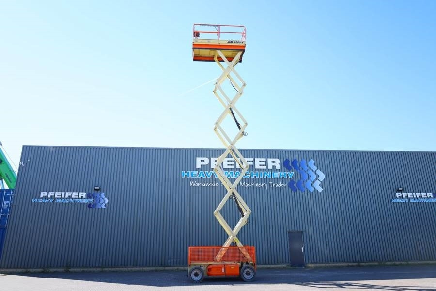 JLG 4069LE Electric, 14.2m Working Height, 360kg Capac - Piattaforma a pantografo: foto 3 JLG 4069LE Electric, 14.2m Working Height, 360kg Capac - Piattaforma a pantografo: foto 3