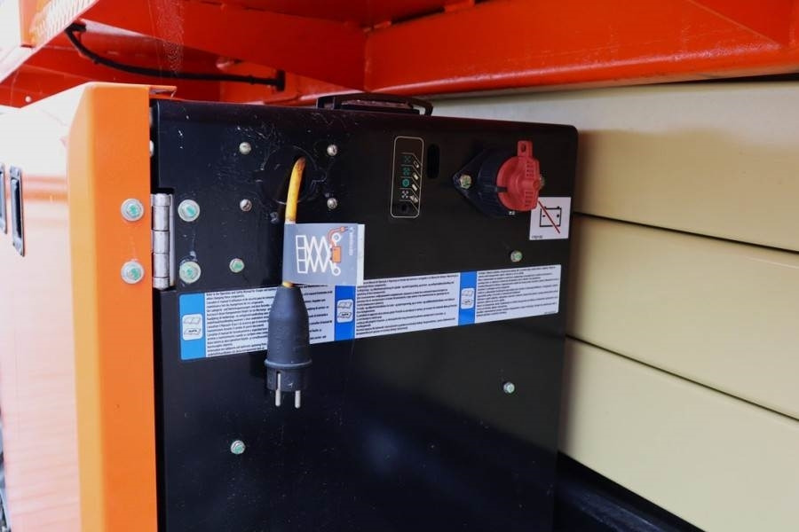 JLG ERT2669 Unused, Electric, 10m Working Height, 680k - Piattaforma a pantografo: foto 3 JLG ERT2669 Unused, Electric, 10m Working Height, 680k - Piattaforma a pantografo: foto 3