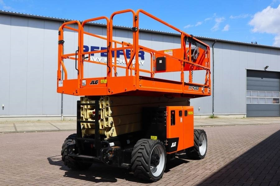 JLG RT4069 Unused, Diesel, 14.3m Working Height, 363k - Piattaforma a pantografo: foto 2 JLG RT4069 Unused, Diesel, 14.3m Working Height, 363k - Piattaforma a pantografo: foto 2