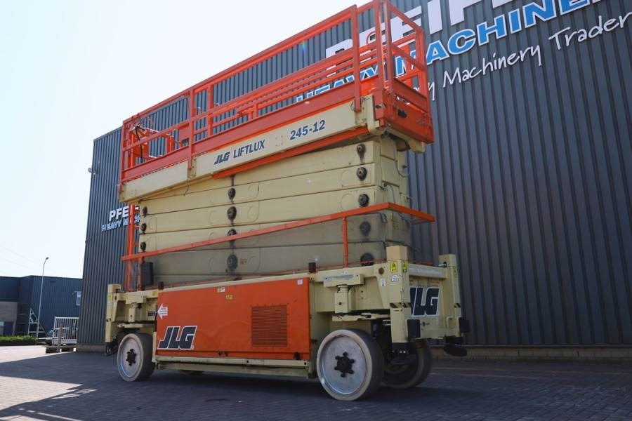 Piattaforma a pantografo JLG SL245-12 Diesel, 4x4x4 Drive, 26.5m Working Height: foto 9