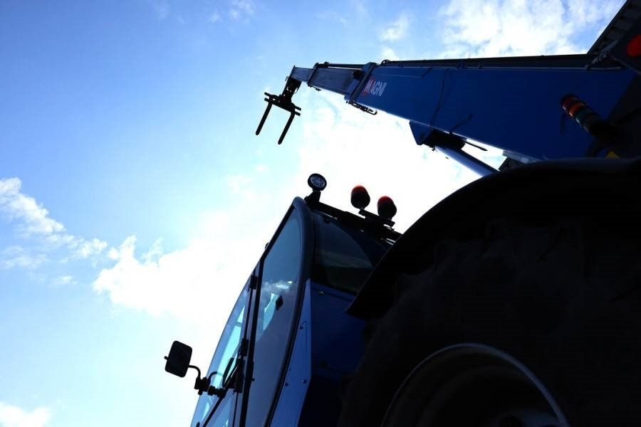 Sollevatore telescopico Magni - TH5,5.15-D7/D Diesel, 4x4x4 Drive, 5.5t Ca: foto 11