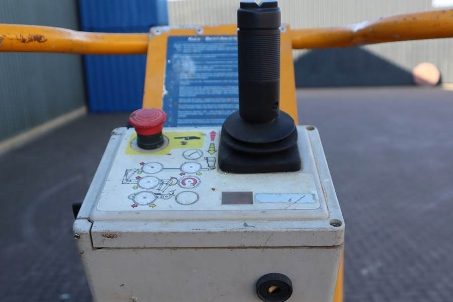 Snorkel A38E Electric, 13.5m Working Height, 6.1m Reach, 2 - Piattaforma articolata: foto 4 Snorkel A38E Electric, 13.5m Working Height, 6.1m Reach, 2 - Piattaforma articolata: foto 4
