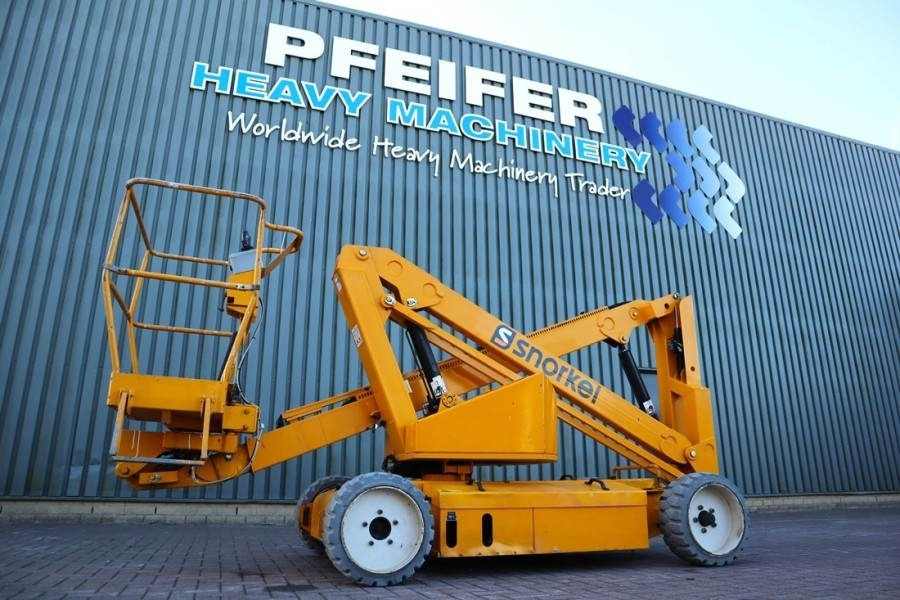 Snorkel A38E Electric, 13.5m Working Height, 6.1m Reach, 2 - Piattaforma articolata: foto 1 Snorkel A38E Electric, 13.5m Working Height, 6.1m Reach, 2 - Piattaforma articolata: foto 1