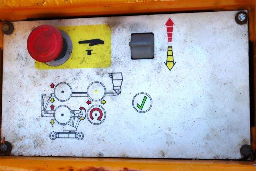 Snorkel A38E Electric, 13.5m Working Height, 6.1m Reach, 2 - Piattaforma articolata: foto 4 Snorkel A38E Electric, 13.5m Working Height, 6.1m Reach, 2 - Piattaforma articolata: foto 4