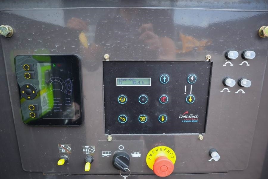 Zoomlion ZS1623RT Diesel, 4x4 Drive, 18m Working Height, 68 - Piattaforma a pantografo: foto 4 Zoomlion ZS1623RT Diesel, 4x4 Drive, 18m Working Height, 68 - Piattaforma a pantografo: foto 4