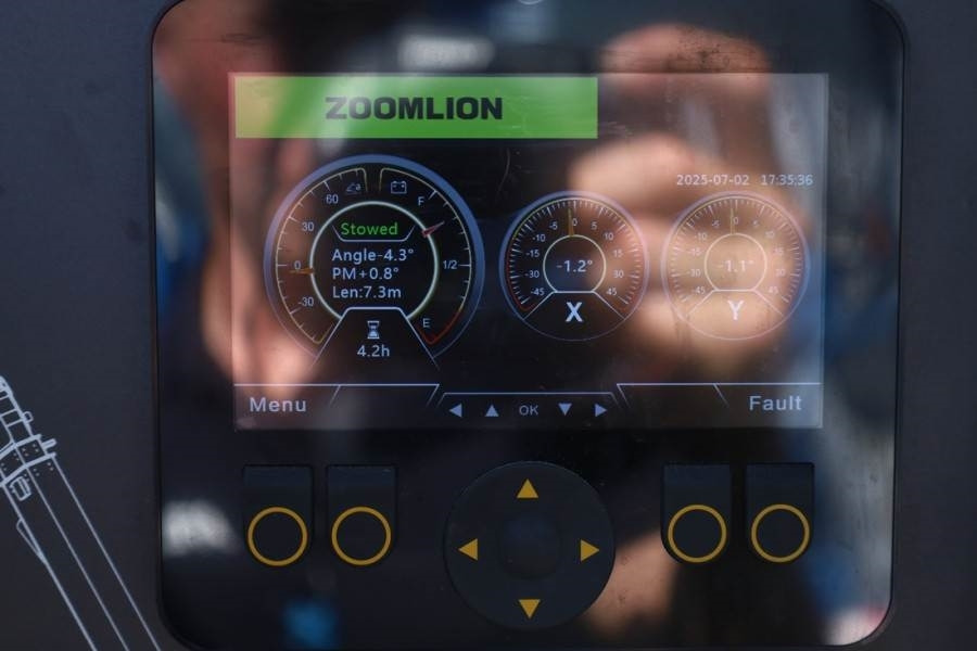 Zoomlion ZT22JE Fully Electric Lithium-Powered, 4x4 Rough T - Piattaforma telescopica: foto 5 Zoomlion ZT22JE Fully Electric Lithium-Powered, 4x4 Rough T - Piattaforma telescopica: foto 5
