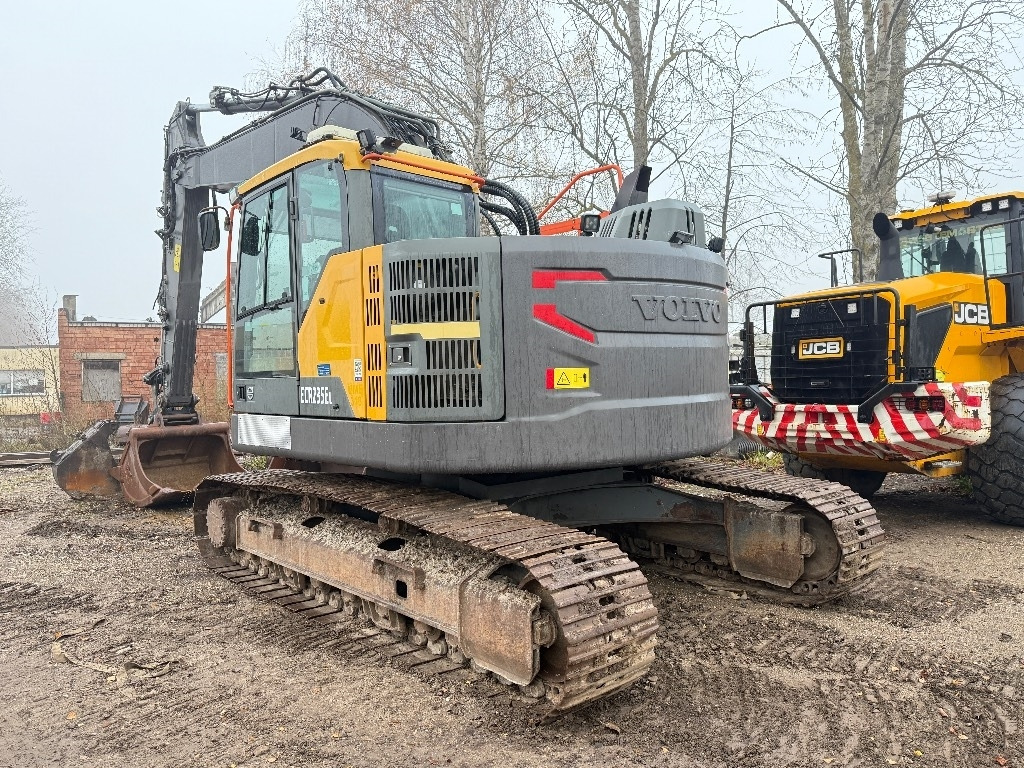 Volvo 235 el - Escavatore cingolato: foto 3 Volvo 235 el - Escavatore cingolato: foto 3