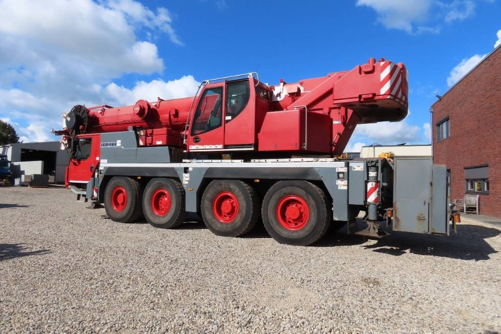 Liebherr LTM 1070-4.2 - Gru multistrada: foto 4 Liebherr LTM 1070-4.2 - Gru multistrada: foto 4