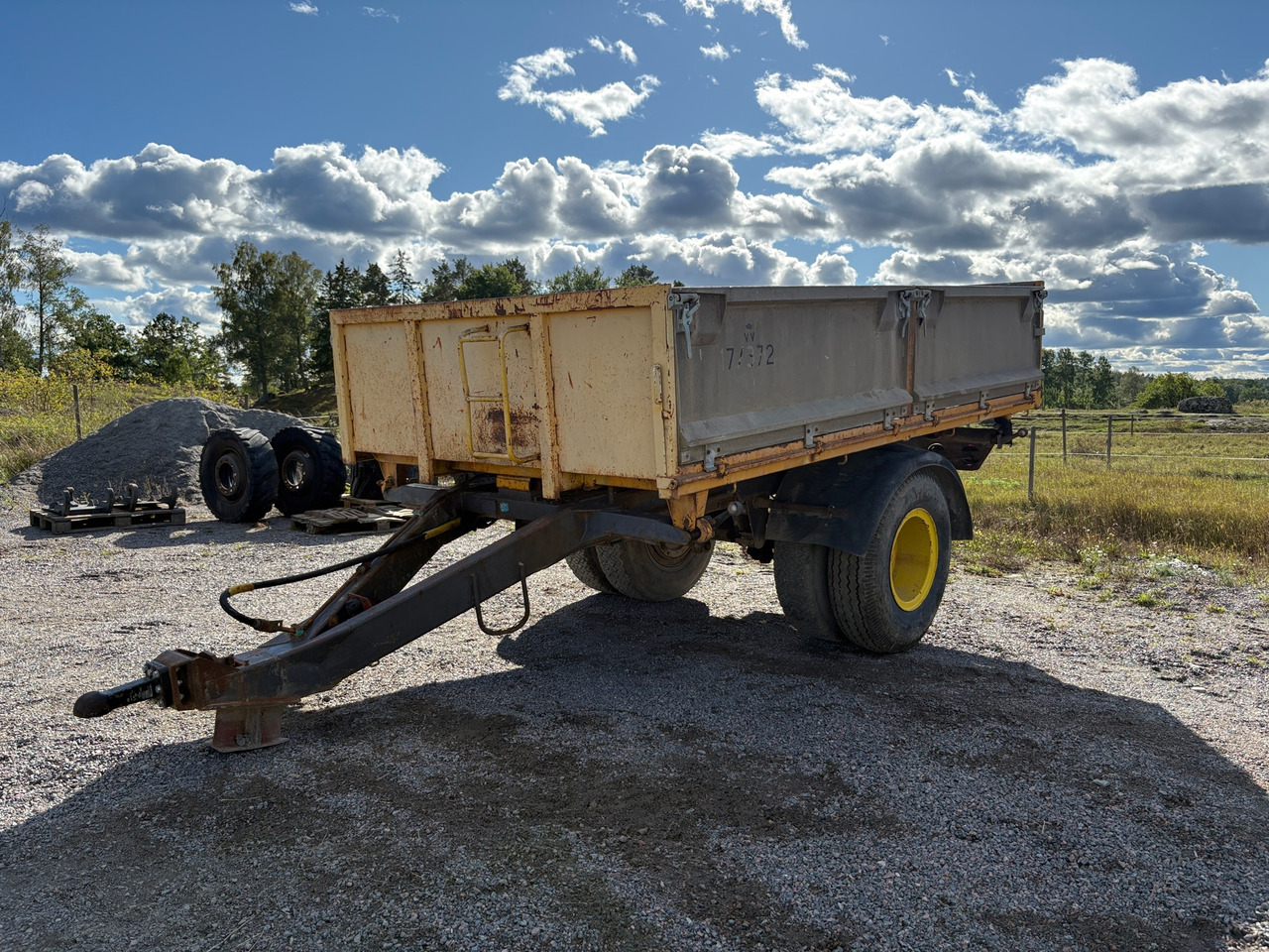 Briab S 11T 105-40 - Rimorchio ribaltabile: foto 1 Briab S 11T 105-40 - Rimorchio ribaltabile: foto 1