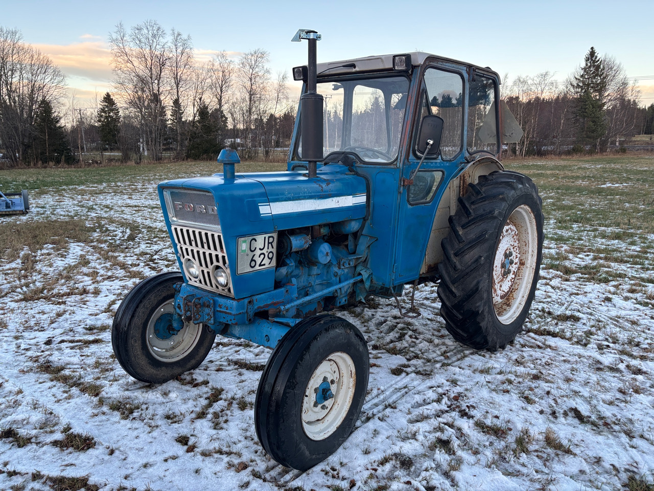 Ford 4000 - Trattore: foto 1 Ford 4000 - Trattore: foto 1