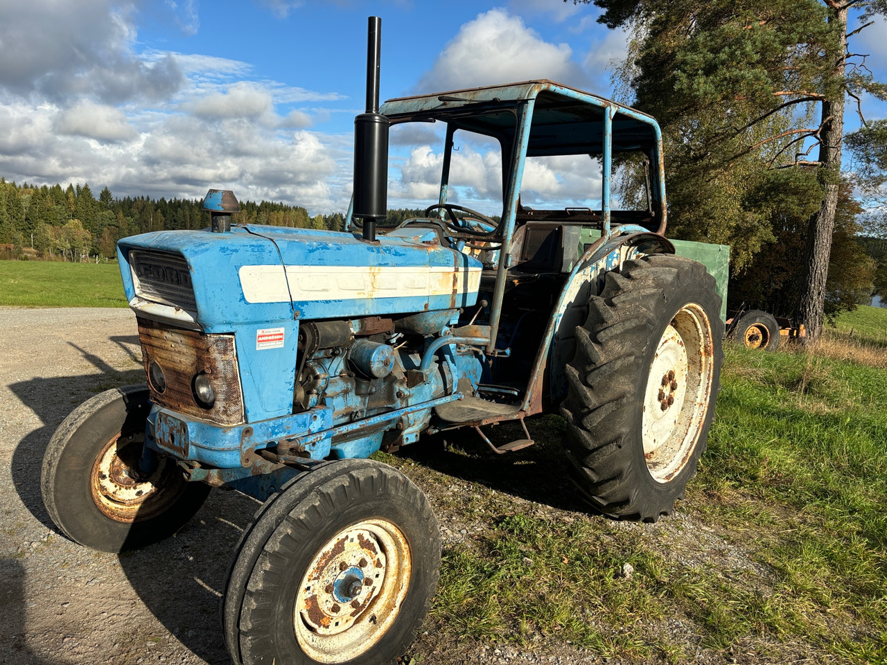 Ford 4000 - Trattore: foto 1 Ford 4000 - Trattore: foto 1