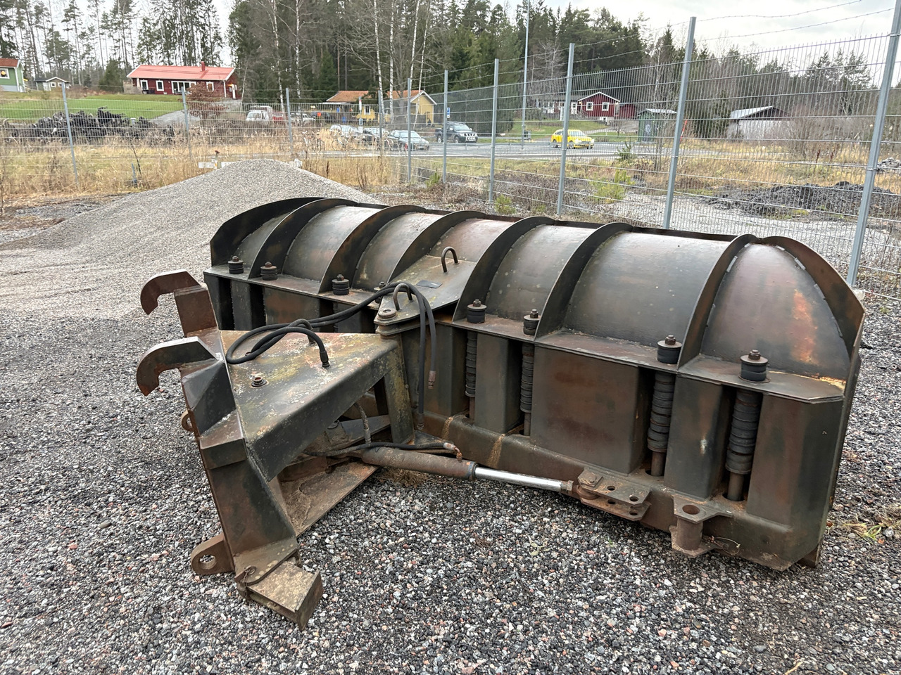 Holms 320 - Lama neve: foto 1 Holms 320 - Lama neve: foto 1