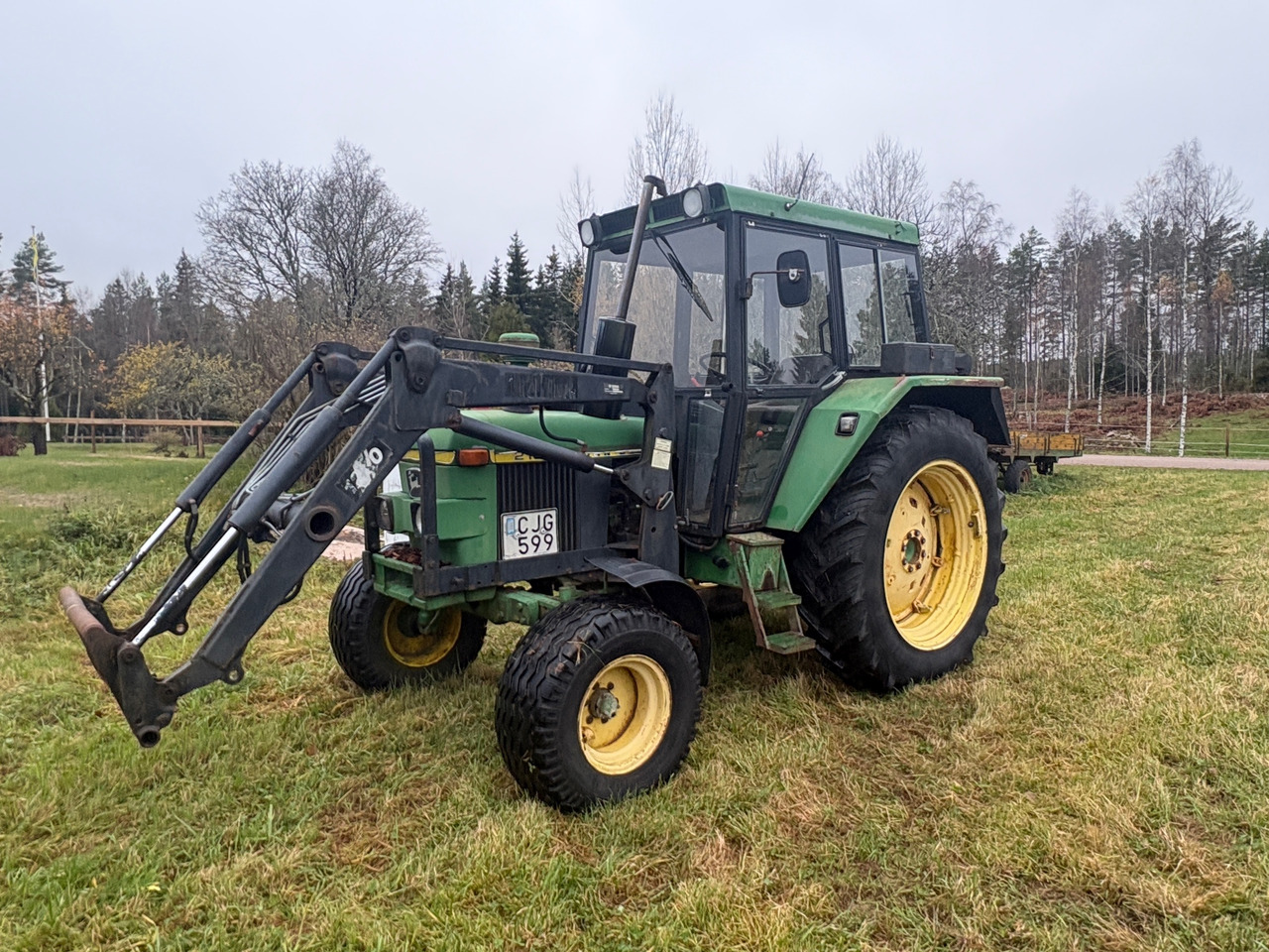 John Deere 2130 - Trattore: foto 1 John Deere 2130 - Trattore: foto 1