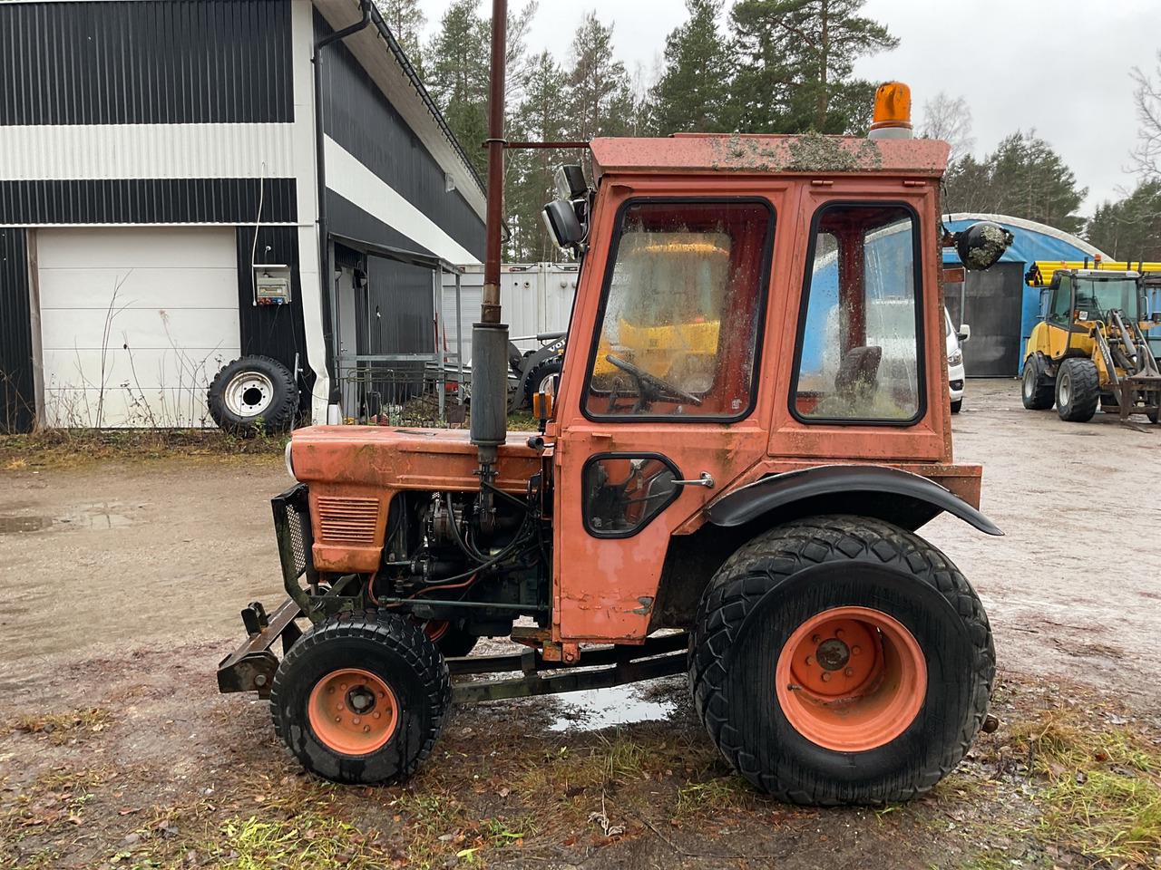 Kubota L185 - Trattore: foto 1 Kubota L185 - Trattore: foto 1