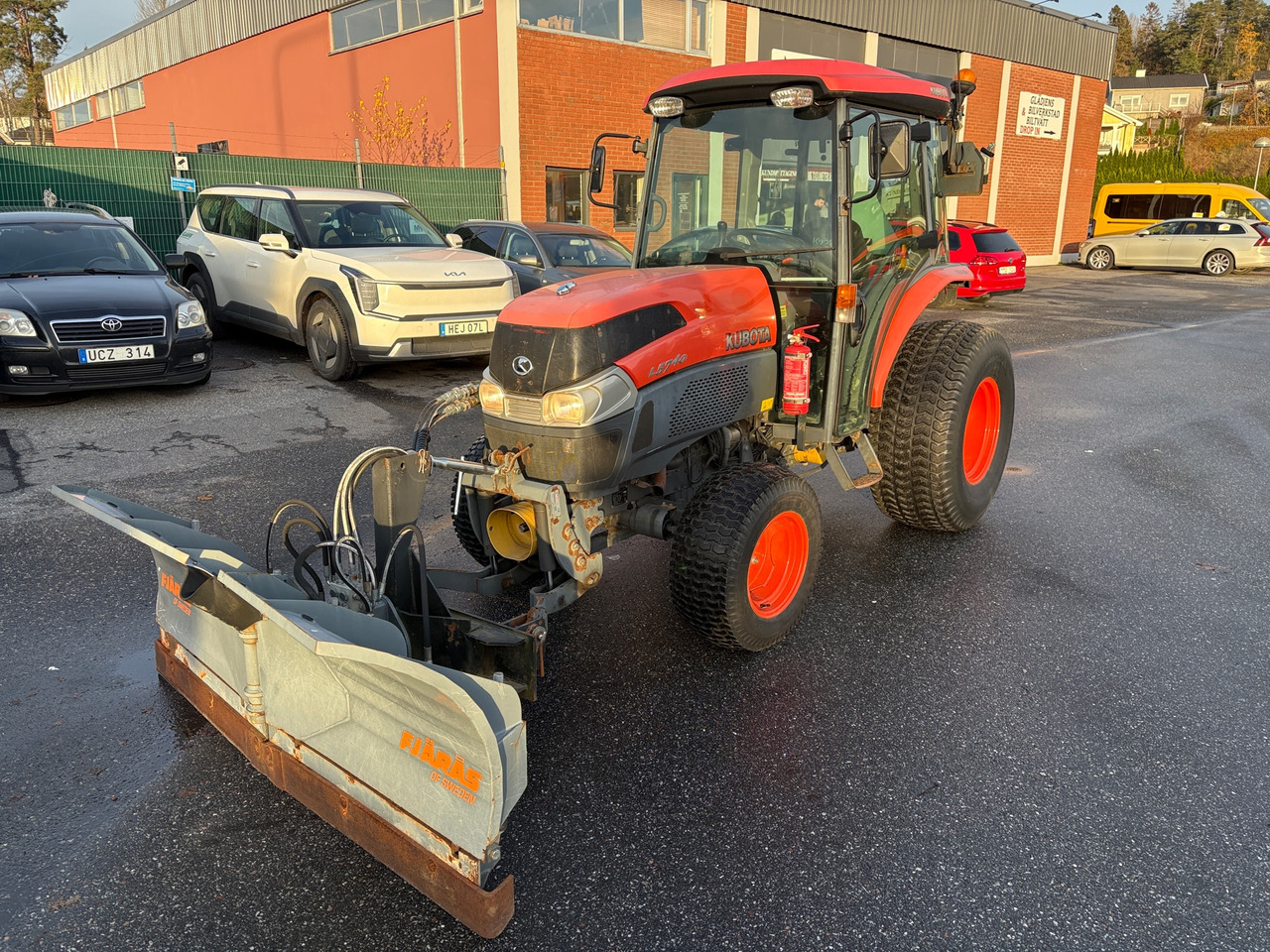 Kubota L5740 - Trattore: foto 1 Kubota L5740 - Trattore: foto 1