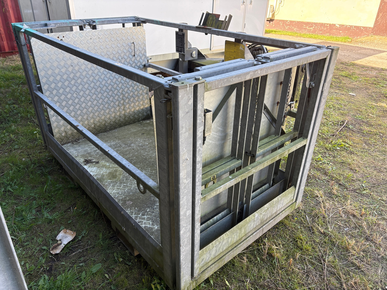 Manitou 2,25/4m 'P' - Sollevatore telescopico: foto 1 Manitou 2,25/4m 'P' - Sollevatore telescopico: foto 1