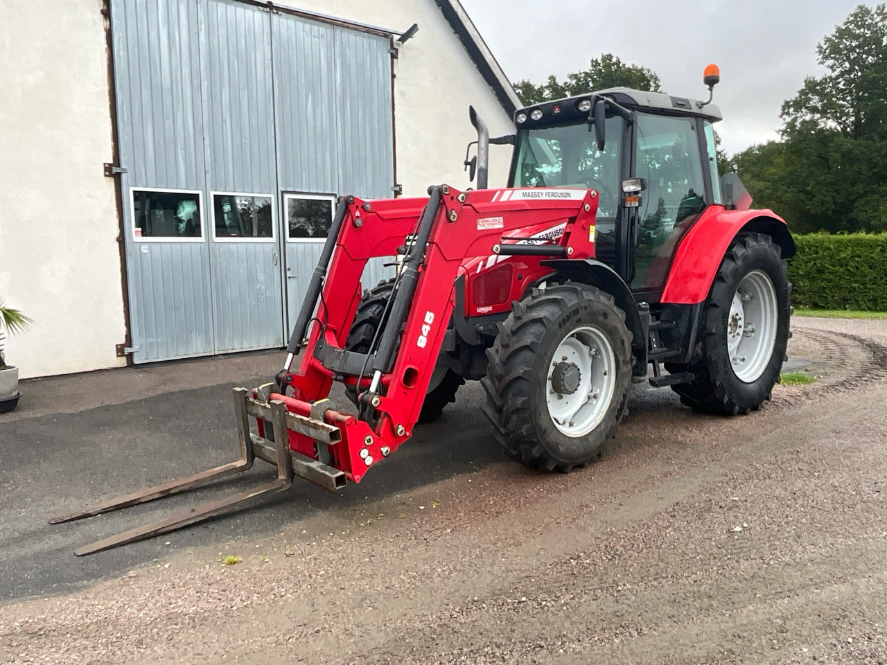 Massey Ferguson 5455 - Trattore: foto 1 Massey Ferguson 5455 - Trattore: foto 1