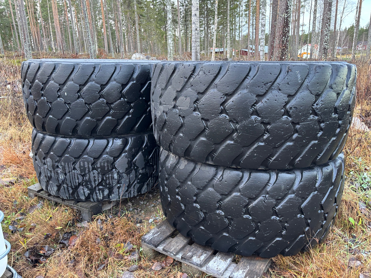 Michelin XLD - Pneumatico per Macchina da cantiere: foto 1 Michelin XLD - Pneumatico per Macchina da cantiere: foto 1