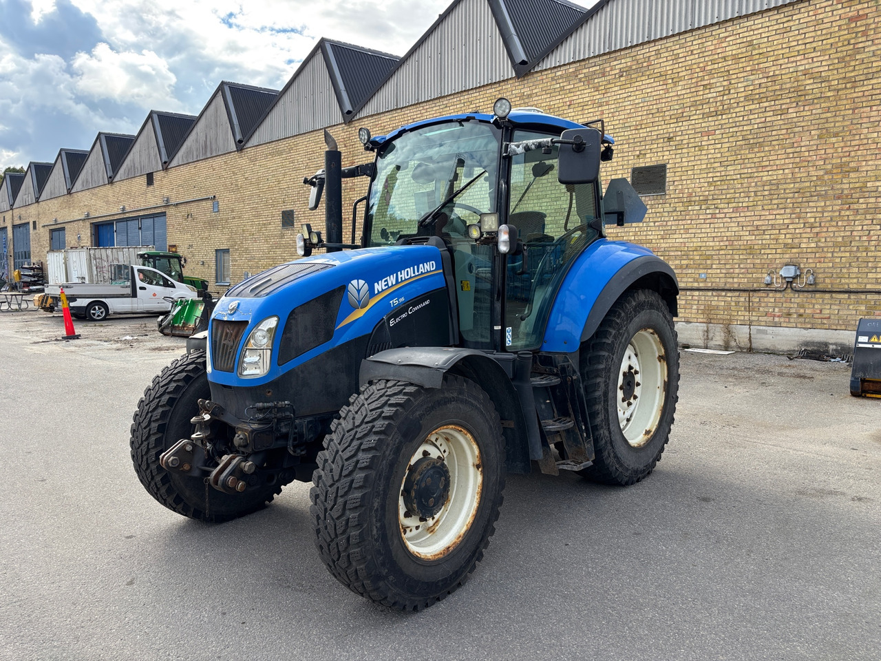 New Holland T5.95 - Trattore: foto 1 New Holland T5.95 - Trattore: foto 1