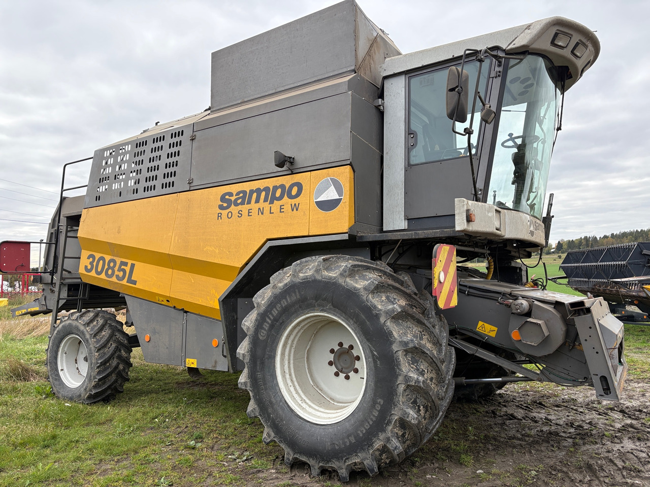 Sampo Rosenlew SR3085L - Mietitrebbia: foto 1 Sampo Rosenlew SR3085L - Mietitrebbia: foto 1