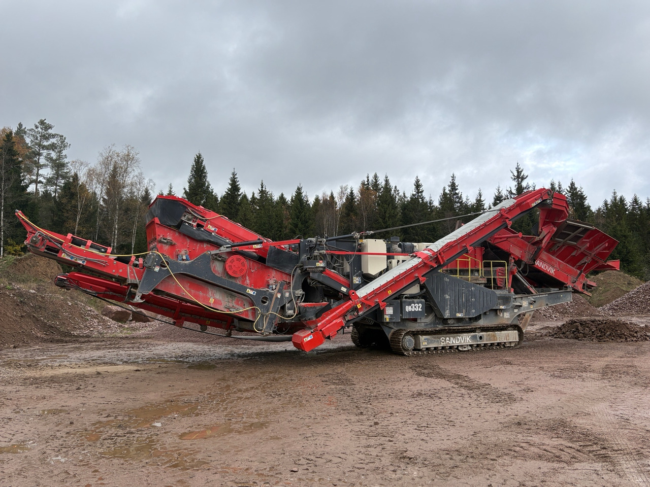 Sandvik QH332 DDHS - Impianto di frantumazione: foto 1 Sandvik QH332 DDHS - Impianto di frantumazione: foto 1