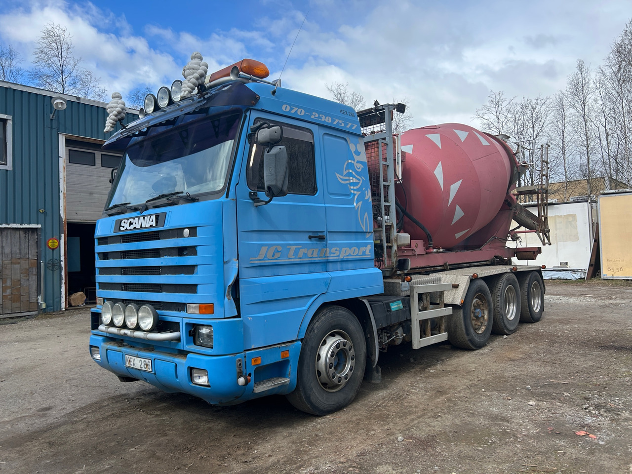 Scania R143HL6W2L42046 - Autocarro scarrabile: foto 1 Scania R143HL6W2L42046 - Autocarro scarrabile: foto 1
