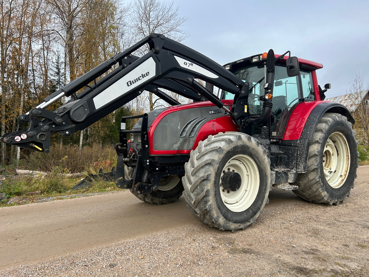 Valtra T202 - Trattore: foto 1 Valtra T202 - Trattore: foto 1
