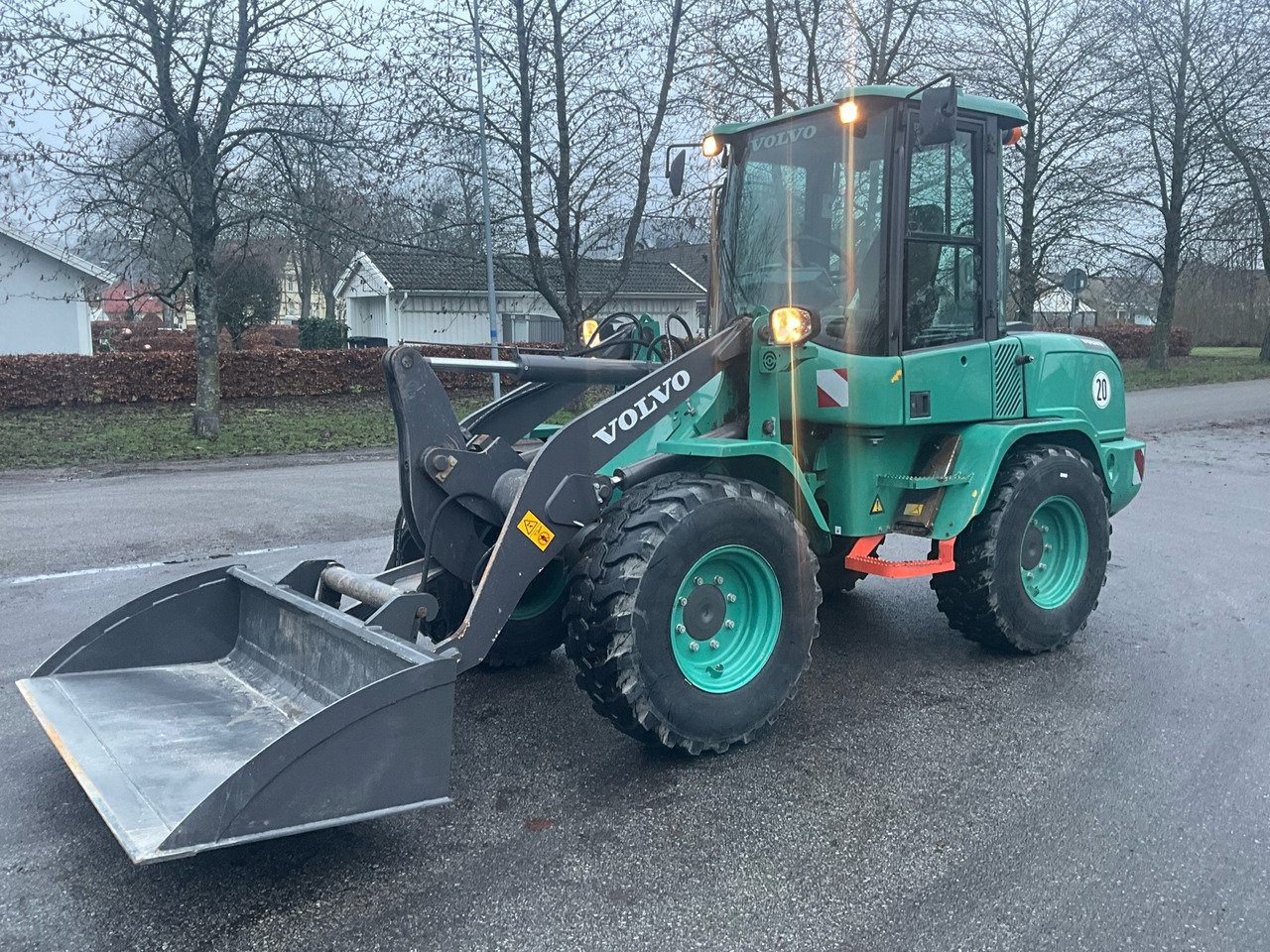Volvo L30G - Pala gommata: foto 1 Volvo L30G - Pala gommata: foto 1