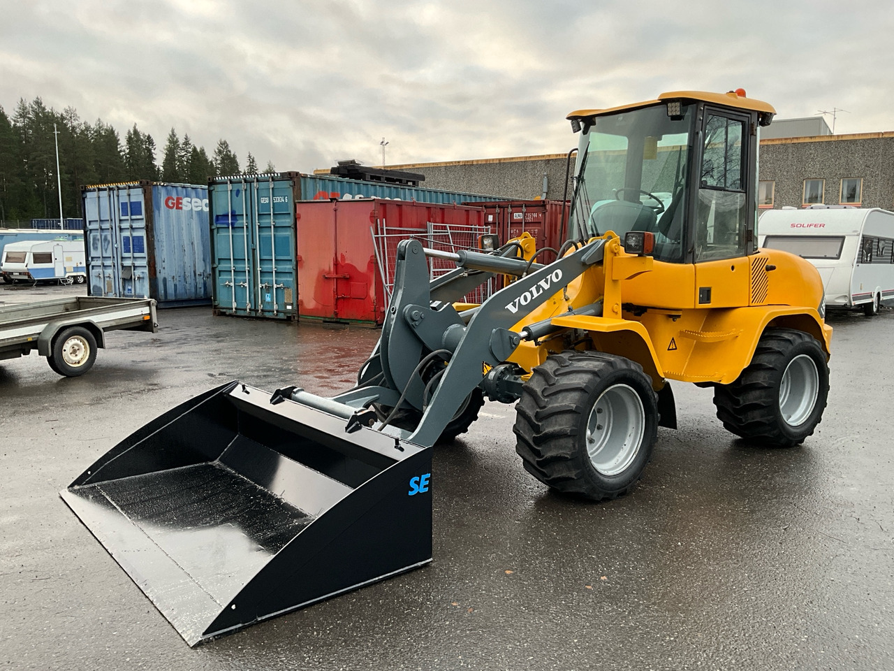 Volvo L35B-7 - Pala gommata: foto 1 Volvo L35B-7 - Pala gommata: foto 1