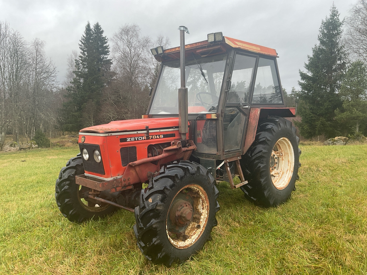 Zetor 7045 - Trattore: foto 1 Zetor 7045 - Trattore: foto 1