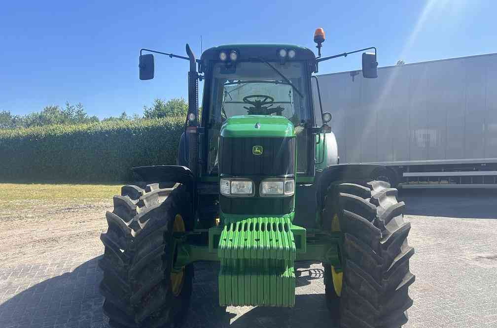 John Deere 6820 premium autopower - Trattore: foto 5 John Deere 6820 premium autopower - Trattore: foto 5
