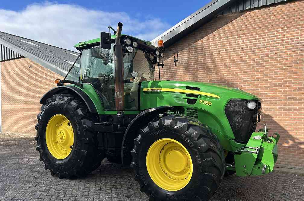 John Deere 7730 powerquad, autotrack ready, eco - Trattore: foto 1 John Deere 7730 powerquad, autotrack ready, eco - Trattore: foto 1