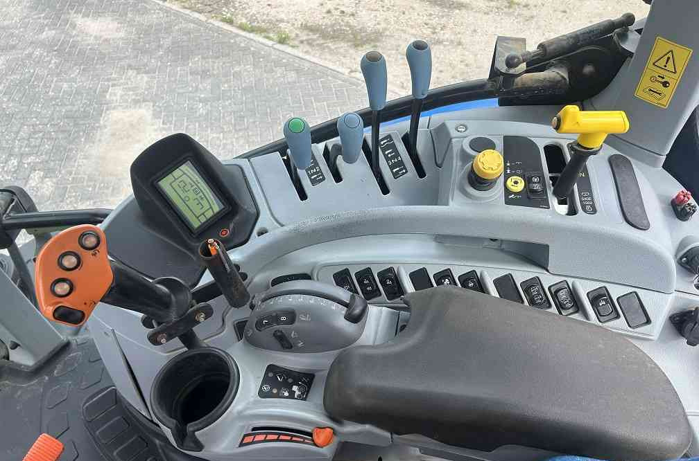 Trattore New Holland T7.260 pc: foto 6