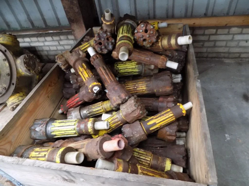 Atlas-Copco boorkroon drilling bitt - Perforatrice: foto 3 Atlas-Copco boorkroon drilling bitt - Perforatrice: foto 3