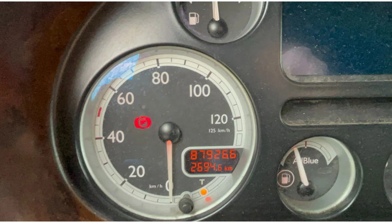 DAF CF 85.410 Schuifzijlen wagen 6x2 Daf CF85 - Autocarro furgonato: foto 5 DAF CF 85.410 Schuifzijlen wagen 6x2 Daf CF85 - Autocarro furgonato: foto 5