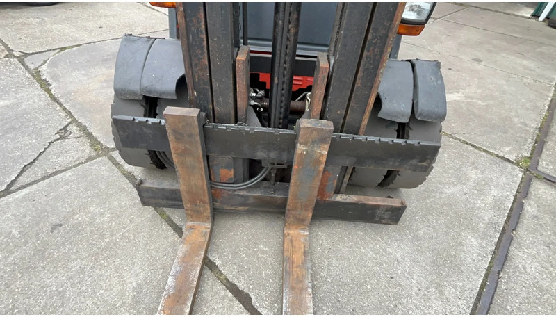 Carrello elevatore a gas Linde H35T Linde H35 T: foto 10 Carrello elevatore a gas Linde H35T Linde H35 T: foto 10