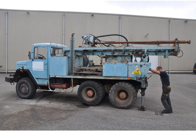 Magirus Deutz iveco Bonne esperance / atlas copco - Perforatrice: foto 3 Magirus Deutz iveco Bonne esperance / atlas copco - Perforatrice: foto 3