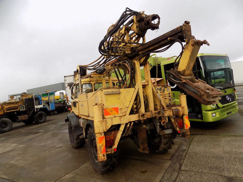 Perforatrice Mercedes-Benz U416 Unimog KNEBEL HY75: foto 14