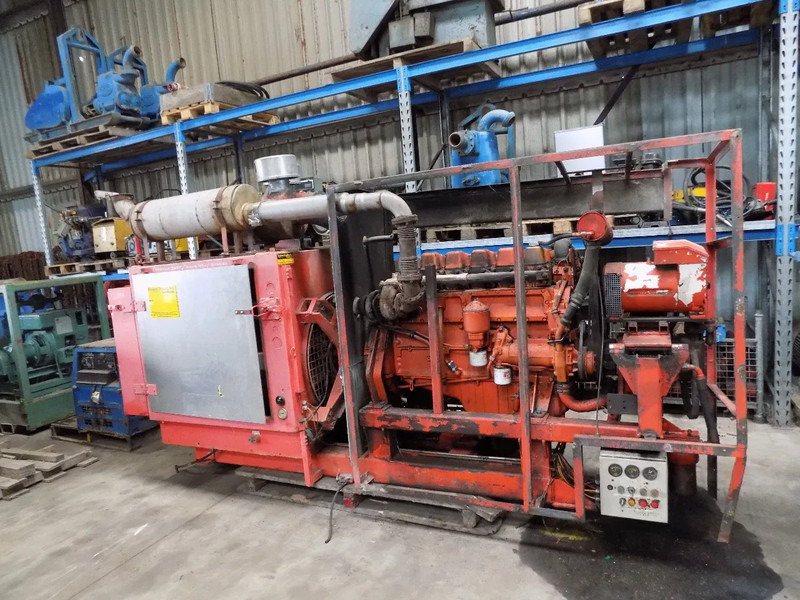 Scania compressor 20 bar scania compressor 20 bar met generator - Compressore d'aria: foto 2 Scania compressor 20 bar scania compressor 20 bar met generator - Compressore d'aria: foto 2