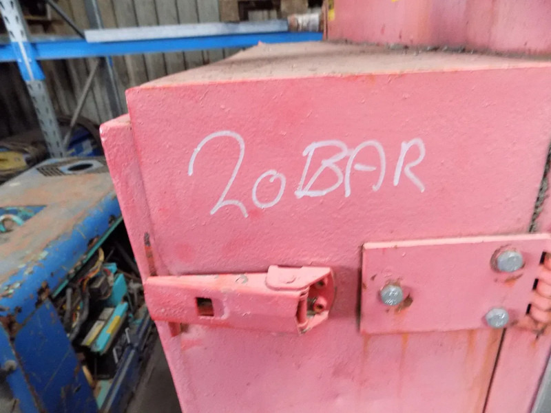 Scania compressor 20 bar scania compressor 20 bar met generator - Compressore d'aria: foto 4 Scania compressor 20 bar scania compressor 20 bar met generator - Compressore d'aria: foto 4