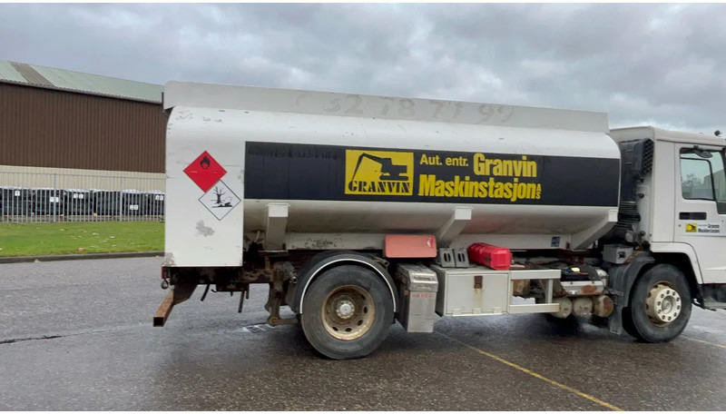 Volvo FL 7 Volvo FL7 285 Fuel tanker 4x2 - Camion cisterna: foto 5 Volvo FL 7 Volvo FL7 285 Fuel tanker 4x2 - Camion cisterna: foto 5