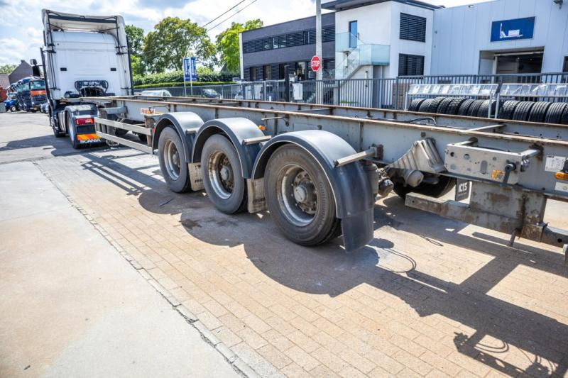Fruehauf CONTAINERCHASSIS 40' - Semirimorchio portacontainer/ Caisse interchangeable: foto 5 Fruehauf CONTAINERCHASSIS 40' - Semirimorchio portacontainer/ Caisse interchangeable: foto 5