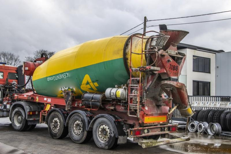 Liebherr LIEBHERR BETON MIXER/MALAXEUR/MISCHER-12M³ - Semirimorchio betoniera: foto 4 Liebherr LIEBHERR BETON MIXER/MALAXEUR/MISCHER-12M³ - Semirimorchio betoniera: foto 4