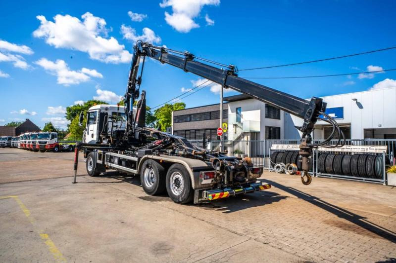 MAN TGA 26.320 BL -6X2-4+HIAB 122 E3 HIDUO - Autocarro scarrabile, Camion con gru: foto 5 MAN TGA 26.320 BL -6X2-4+HIAB 122 E3 HIDUO - Autocarro scarrabile, Camion con gru: foto 5