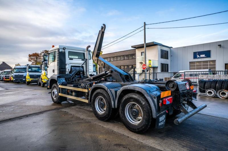 MAN TGA 33.360 BB - Autocarro scarrabile: foto 5 MAN TGA 33.360 BB - Autocarro scarrabile: foto 5