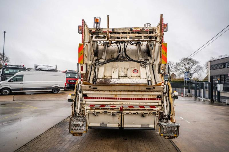 MAN TGS 26.320 BL - VDK PUSHER IIK - Camion immondizia: foto 5 MAN TGS 26.320 BL - VDK PUSHER IIK - Camion immondizia: foto 5