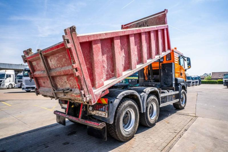 MAN TGS 33.440 BB TIPPER / TRACTOR - Autocarro ribaltabile: foto 4 MAN TGS 33.440 BB TIPPER / TRACTOR - Autocarro ribaltabile: foto 4