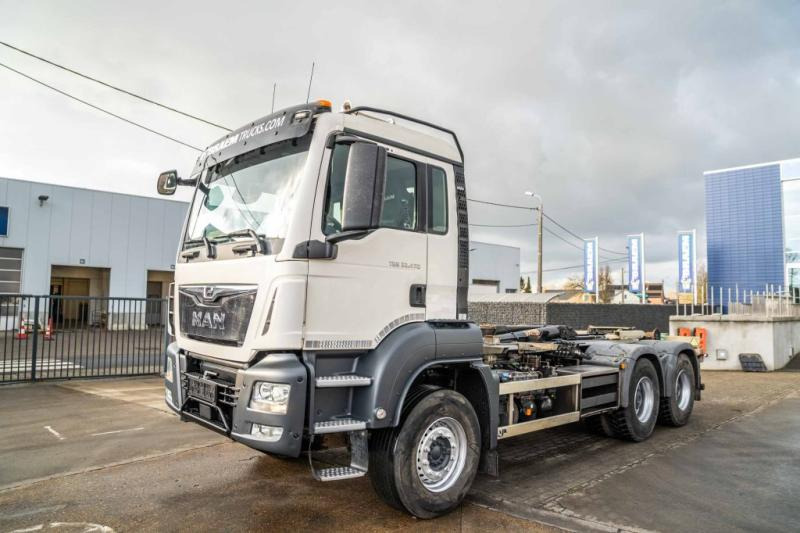 MAN TGS 33.470 BL -6X4 - Autocarro scarrabile: foto 2 MAN TGS 33.470 BL -6X4 - Autocarro scarrabile: foto 2